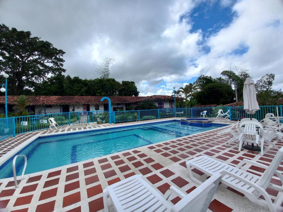 Finca Hotel Villa Del Sol Pueblo Tapao Εξωτερικό φωτογραφία