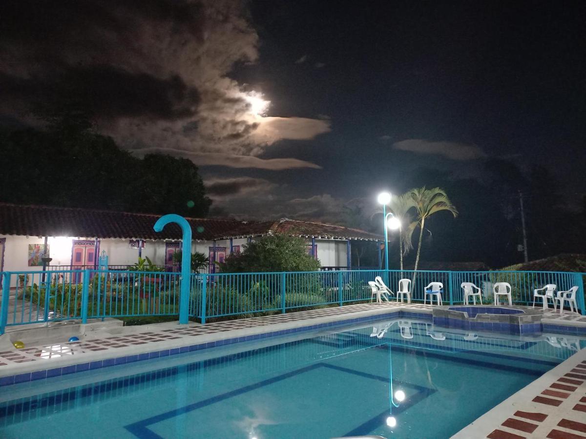 Finca Hotel Villa Del Sol Pueblo Tapao Εξωτερικό φωτογραφία