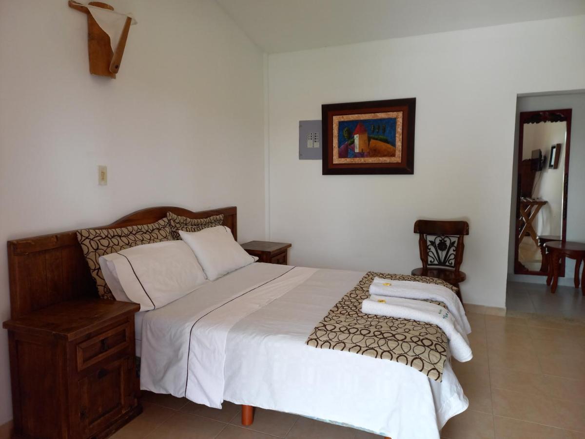Finca Hotel Villa Del Sol Pueblo Tapao Εξωτερικό φωτογραφία