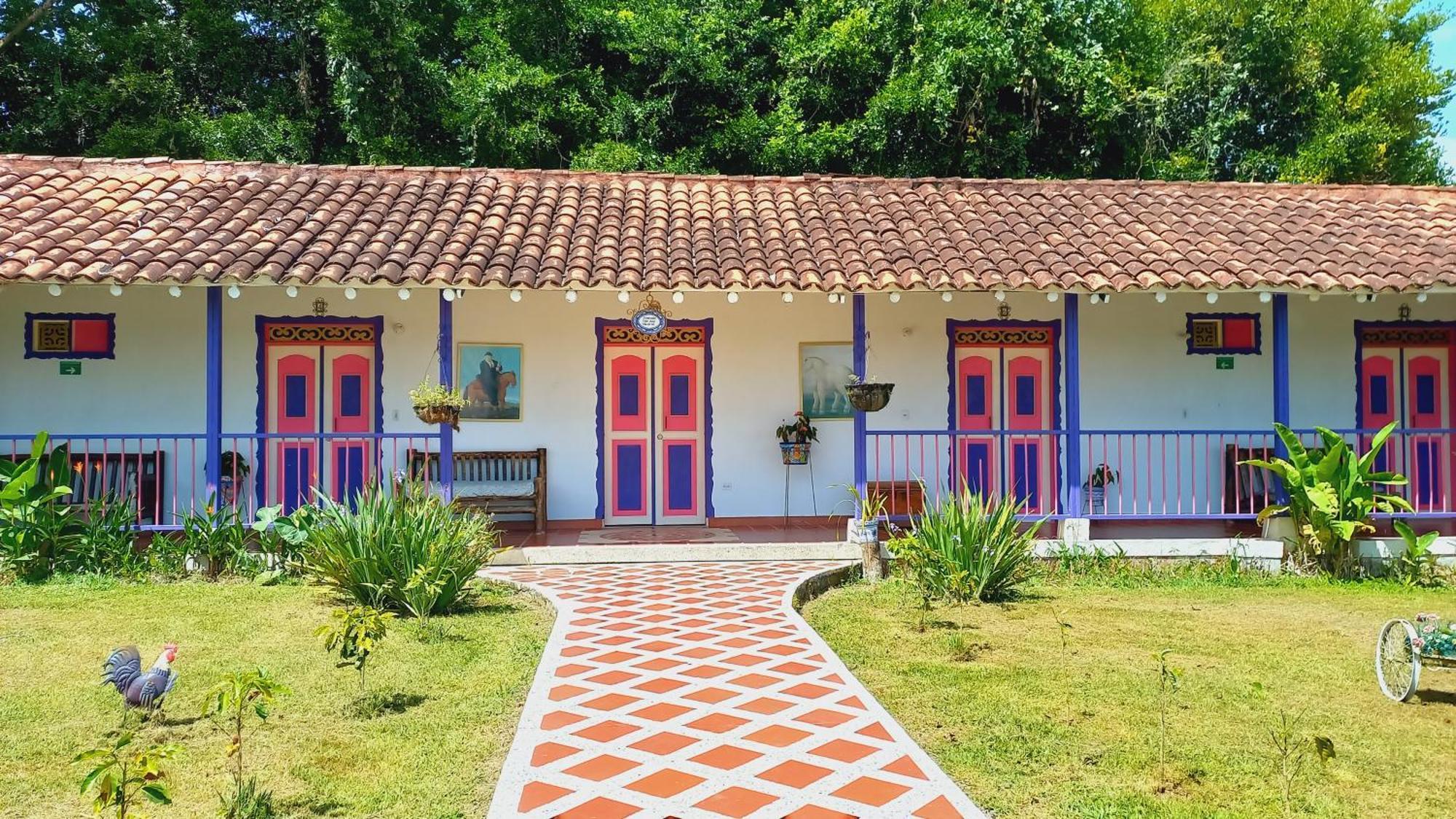 Finca Hotel Villa Del Sol Pueblo Tapao Εξωτερικό φωτογραφία